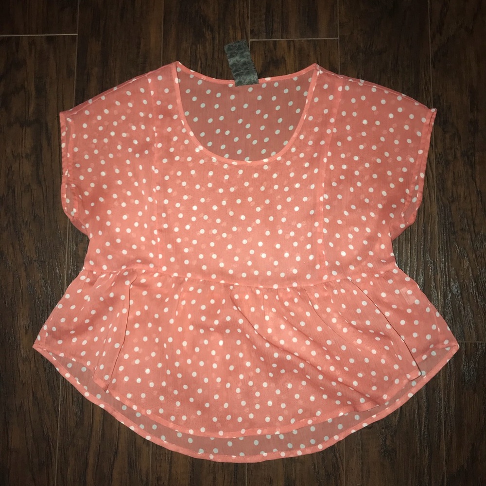 WallpapHER short sleeve shirt